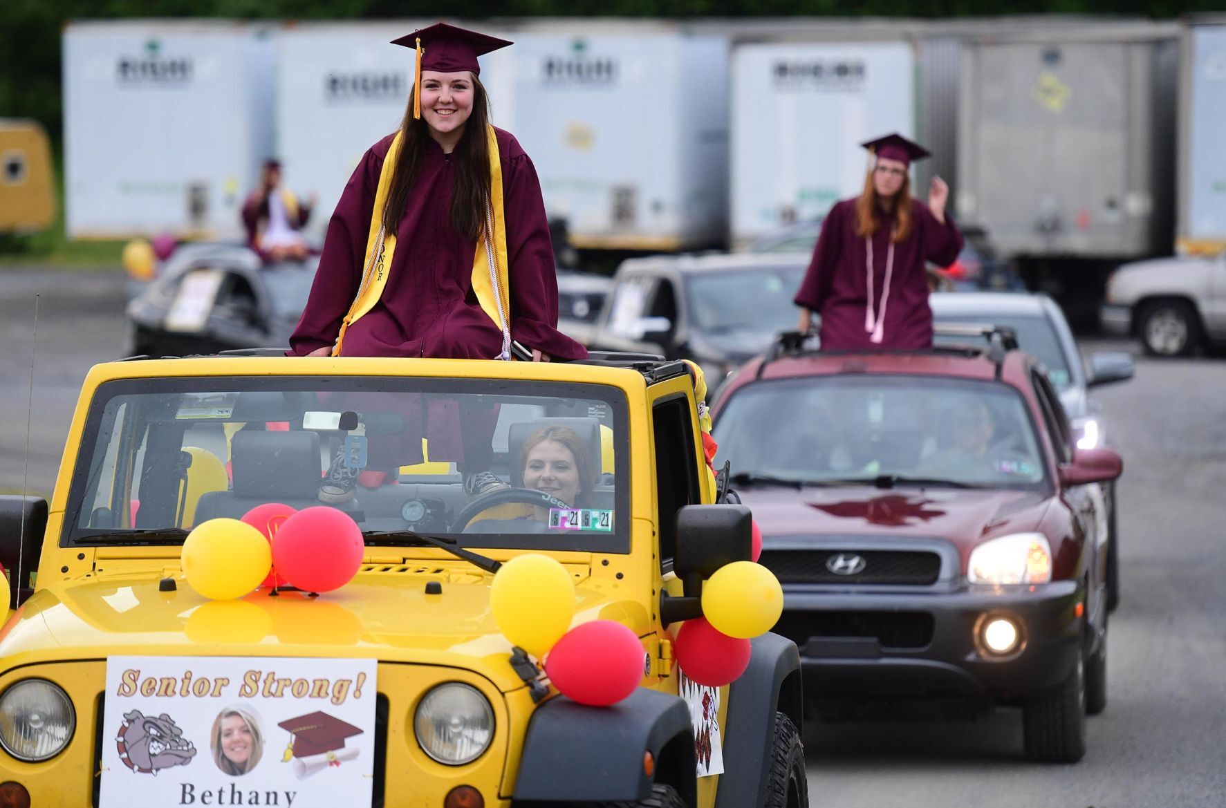 Big Spring Graduating Seniors Car Parade 60.JPG